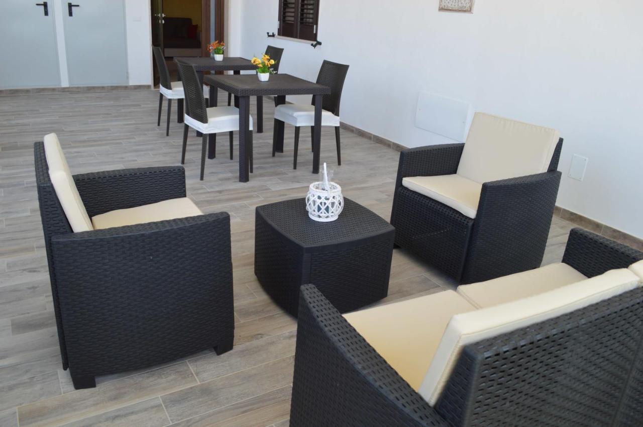 Casa Vacanze Infiore Leverano Buitenkant foto